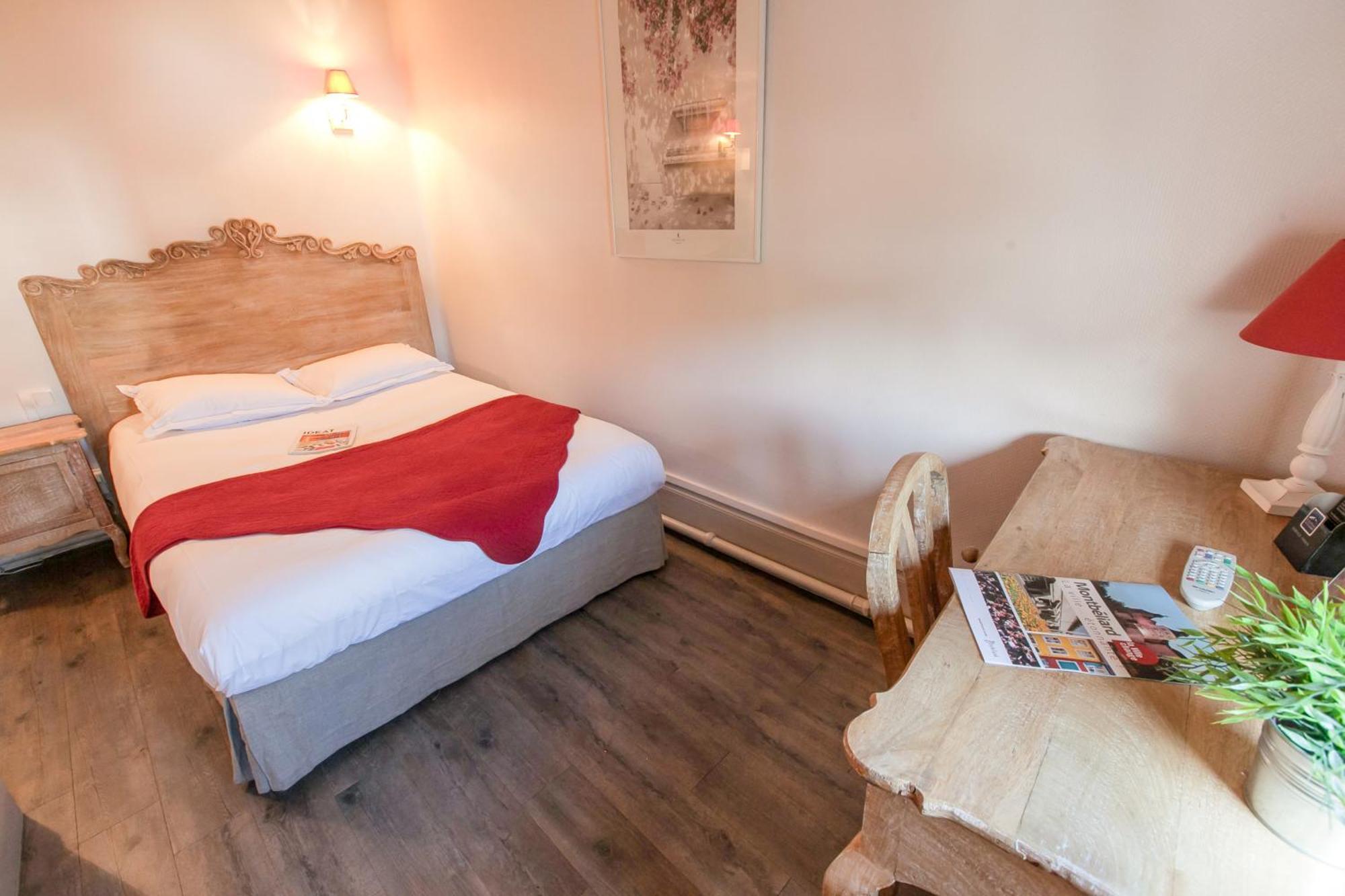Brit Hotel Bristol Montbeliard Centre Dış mekan fotoğraf