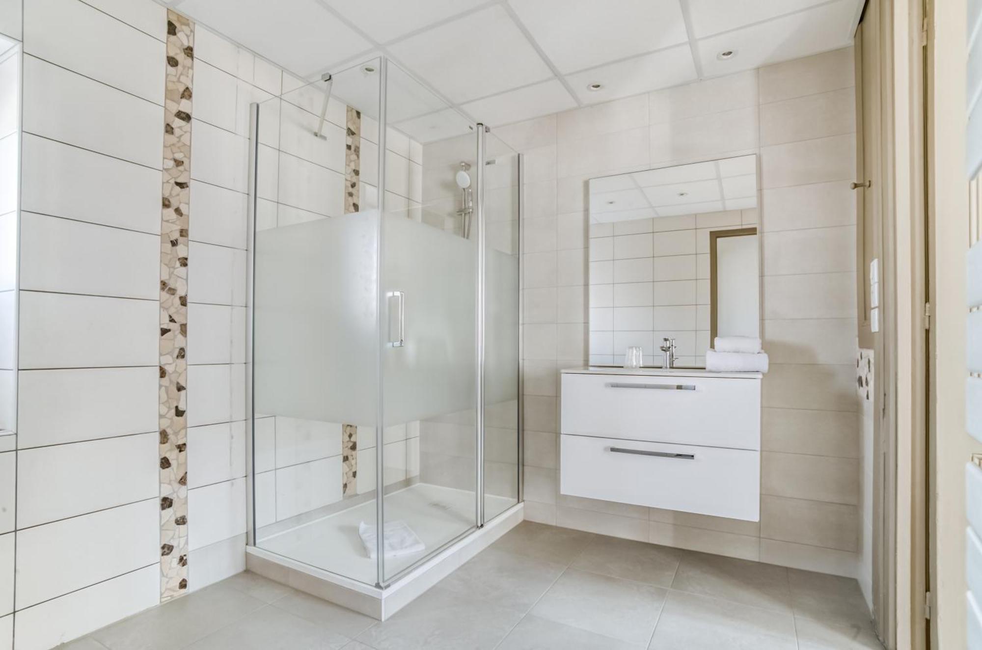 Brit Hotel Bristol Montbeliard Centre Dış mekan fotoğraf