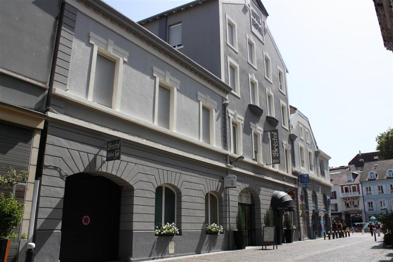 Brit Hotel Bristol Montbeliard Centre Dış mekan fotoğraf