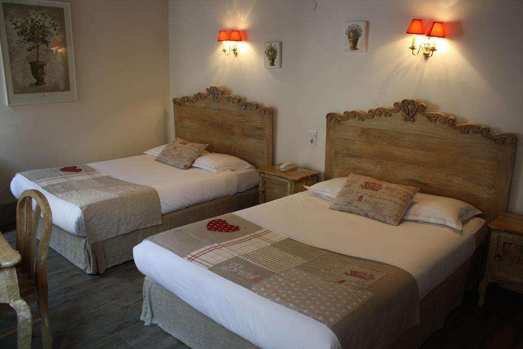 Brit Hotel Bristol Montbeliard Centre Oda fotoğraf