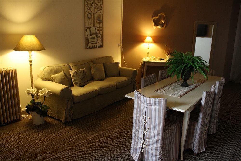 Brit Hotel Bristol Montbeliard Centre Dış mekan fotoğraf