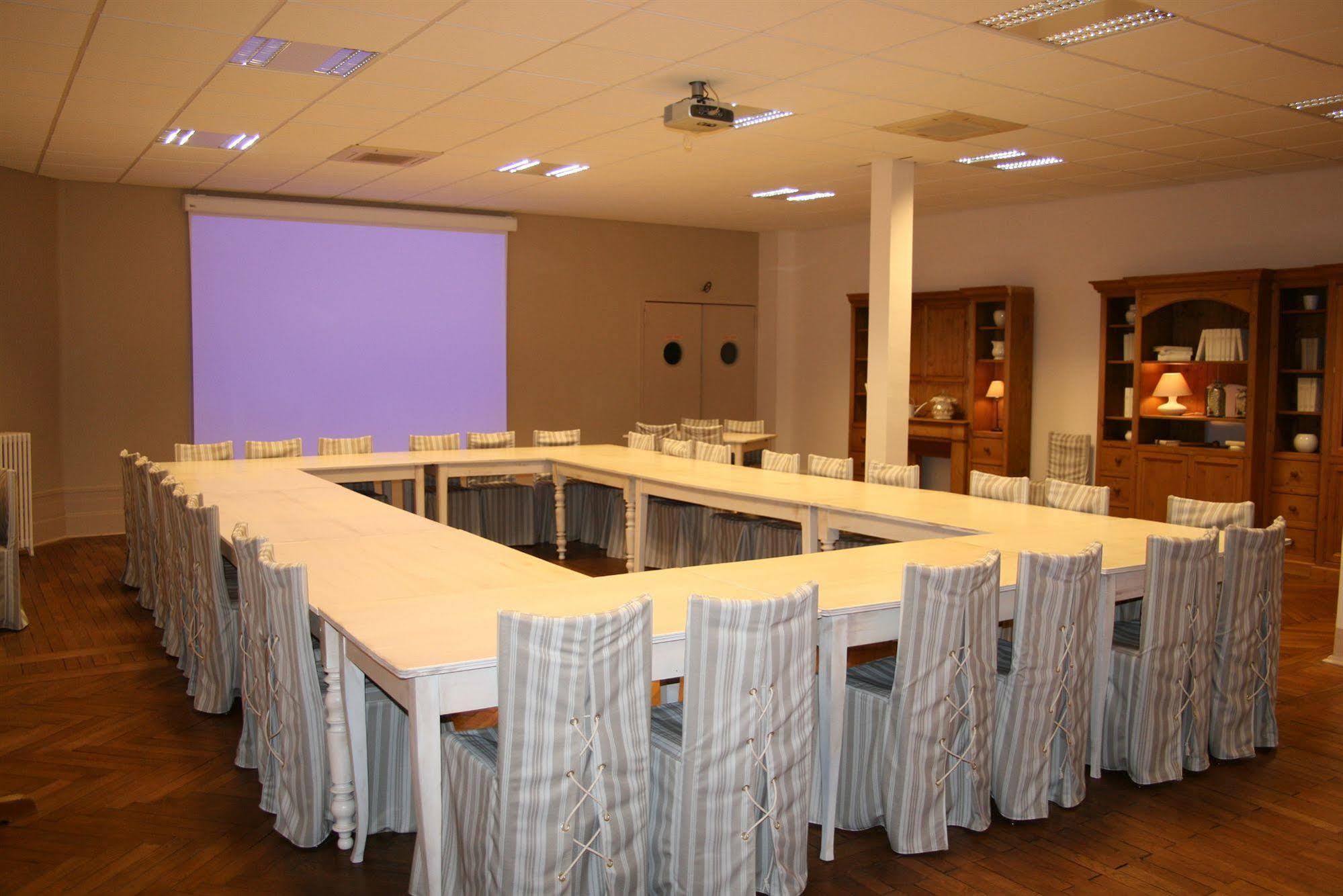 Brit Hotel Bristol Montbeliard Centre Dış mekan fotoğraf